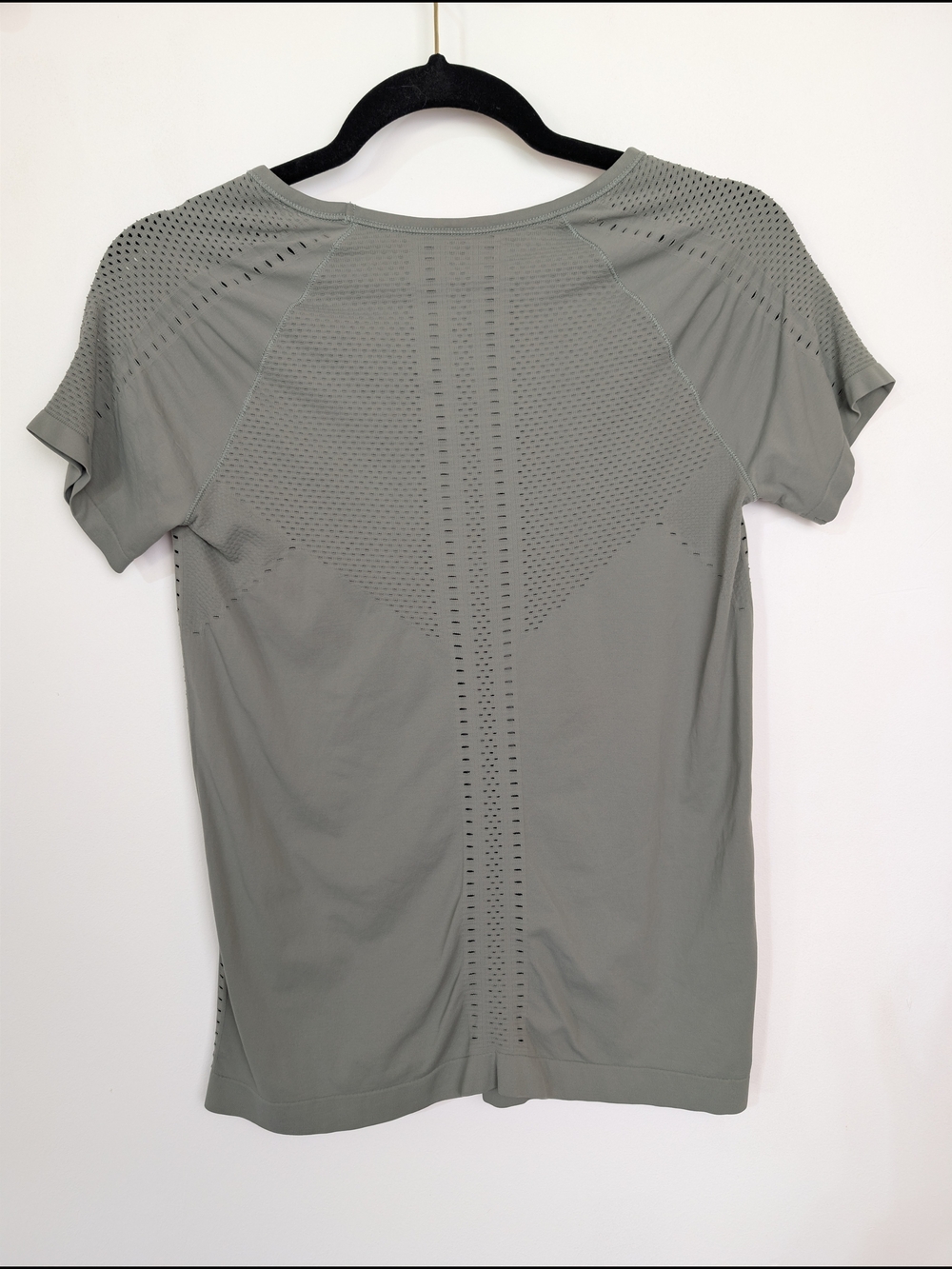 Athleta Foothill Seamless Tee Women's Short Sleeve Performance Workout Top Green - Picture 6 of 7